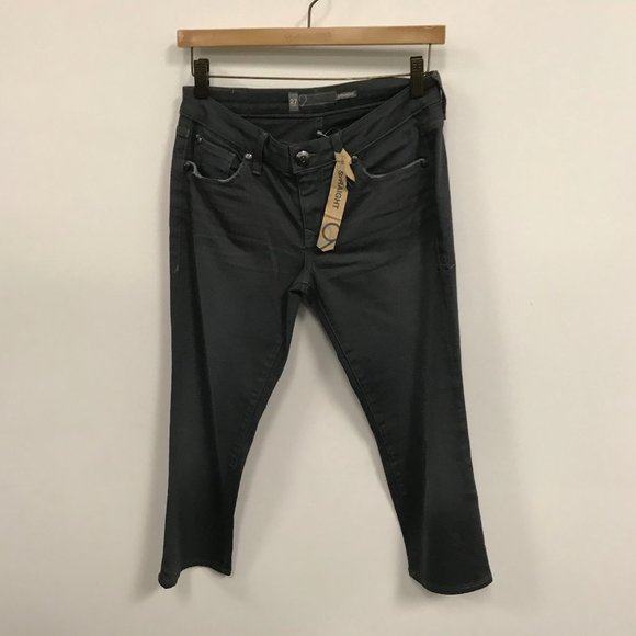 NWT Level 99 Cropped Straight Leg Classic Jeans - Picture 1 of 4